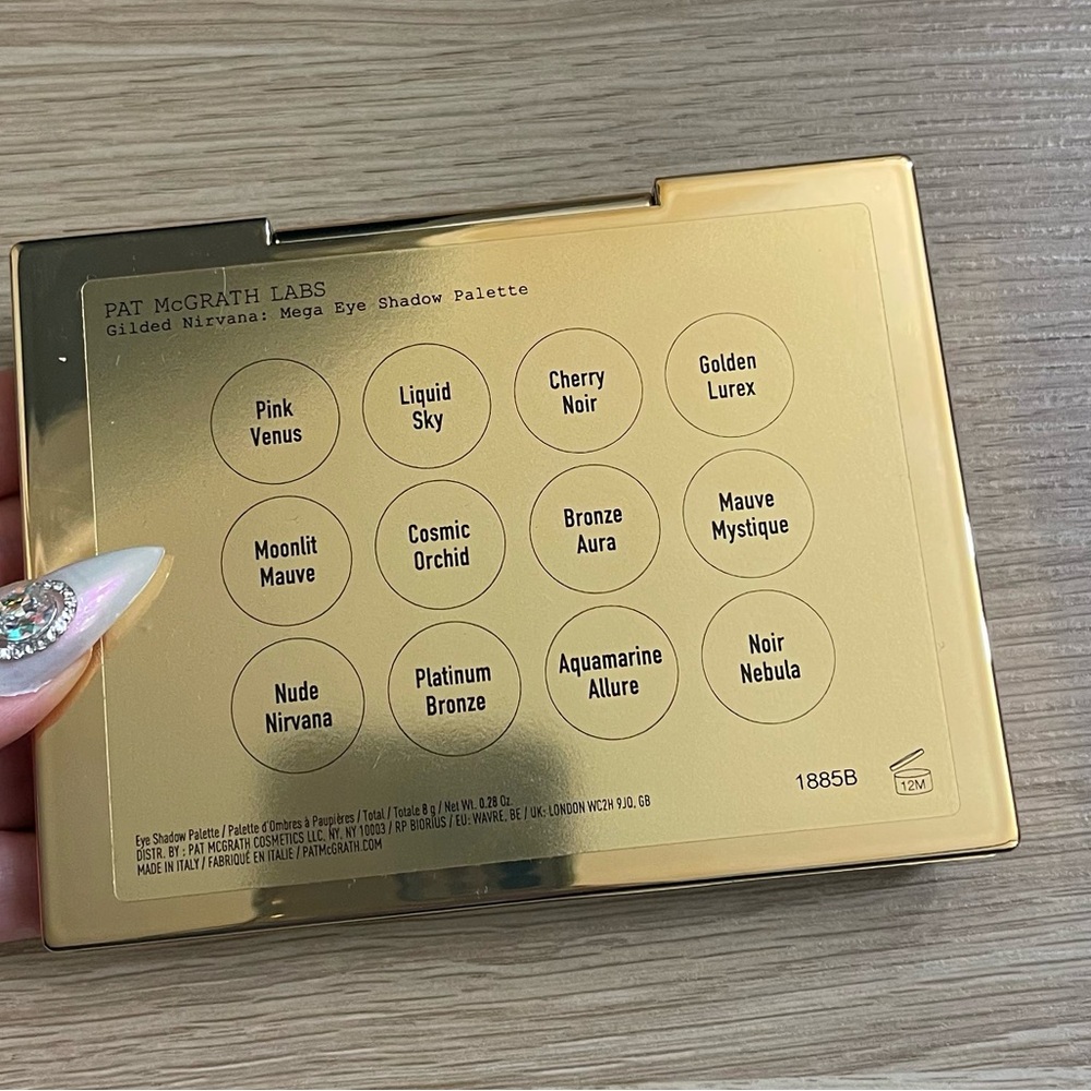 Pat McGrath Gilded Nirvana Mega Eye Shadow Palette - Picture 3 of 5